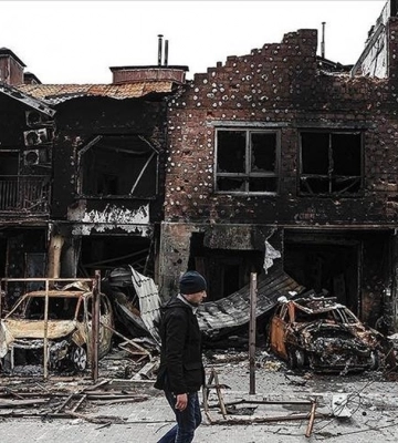 Керівник поліції Києва: Лише щодо Гостомеля 13 епізодів воєнних злочинів РФ, встановлюють особи російських військових