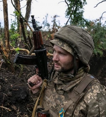 Сили рф намагаються прорвати оборону ЗСУ біля Гусарівки на Харківщині — Генштаб