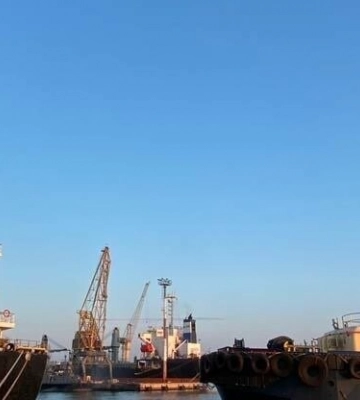 З портів Одеси та Чорноморська вийшли три судна з кукурудзою,- ФОТО, ВІДЕО
