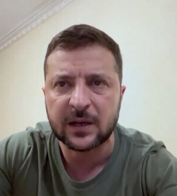 Сегодняшние обстрелы оккупантами Запорожской АЭС – повод для жестких санкций против атомной отрасли РФ, - Зеленский. ВИДЕО