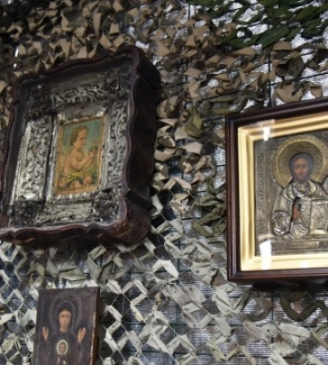 У Гарнізонному храмі у Львові відкрили виставку ікон з Бахмута (ФОТО)