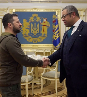 Зеленський зустрівся з головою МЗС Британії: обговорили очікування України від літнього саміту НАТО