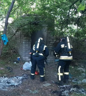 В Каменском пожар в заброшенном погребе унес жизнь мужчины