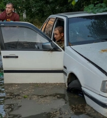 «Затоплено фекаліями». Жителька Херсону розповіла про наслідки підриву Каховської ГЕС