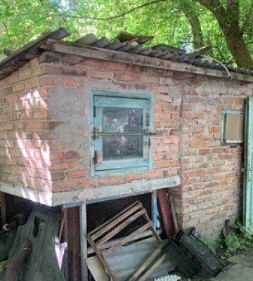 У Луцьку муніципали зноситимуть поштові скриньки, забори, гаражі та сараї 