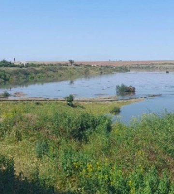 У Бериславському районі підтоплені мости, будинки і кладовище