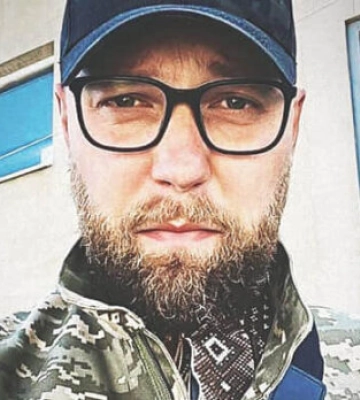 Львівська ОВА видала сотні дозволів на виїзд "волонтерів", які пов'язані з адвокатом Шевчуком – ЗМІ