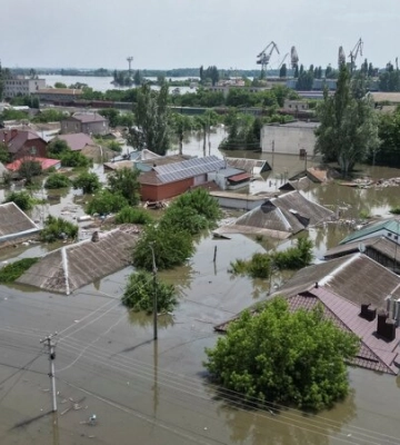 К концу суток Голая Пристань может полностью уйти под воду