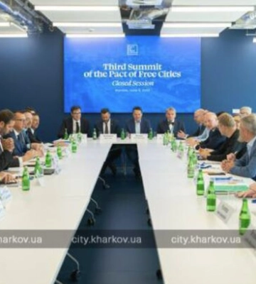 У Варшаві обговорили відновлення Харкова та України