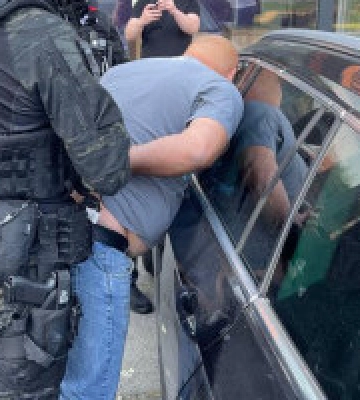 У Києві “приватного детектива” та поліцейського викрили на торгівлі персональними даними громадян