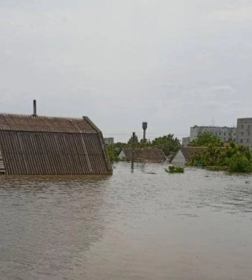 До кінця доби Гола Пристань може повністю піти під воду