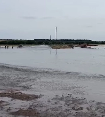 В Николаевской области затопило две солнечные электростанции