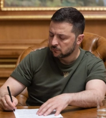 Підрив Каховської ГЕС: Зеленський передав Макрону потреби України для ліквідації катастрофи