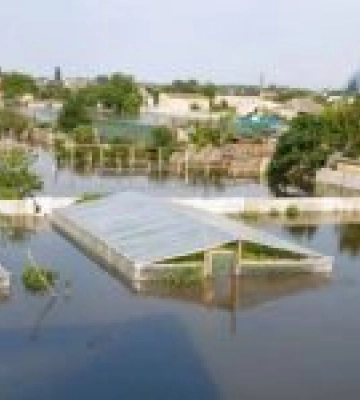 Вода продовжує прибувати: В окупованій Голій Пристані затопило близько 200 будинків