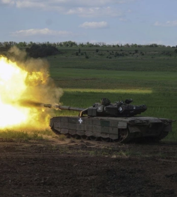 Повінь після підриву дамби Каховської ГЕС зруйнувала укріплення РФ на березі Дніпра, - ISW
