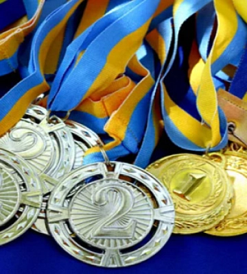 Криворізькі спортсмени на Чемпіонаті області з боксу вибороли золото та срібло