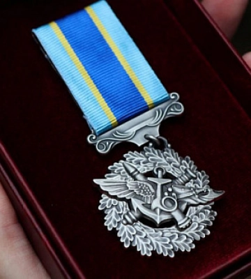 Криворізького нацгвардійця нагородили медаллю «За військову службу Україні»