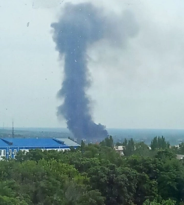 Минус военная база орков в Луганске: с самого утра ВСУ нанесли мощный удар. Видео