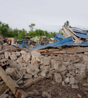Росіяни продовжують обстрілювати постраждалий внаслідок підриву Каховської ГЕС Херсон