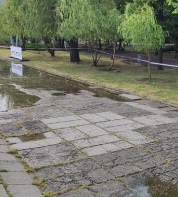 У Миколаєві за ніч рівень води піднявся на 11 см, берегову лінію поблизу житлових будинків укріплюють