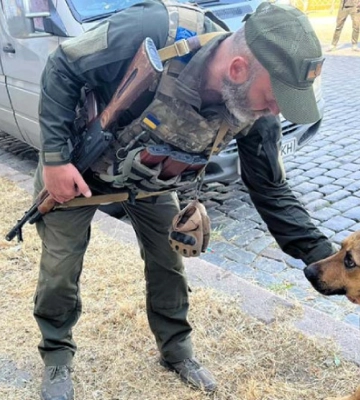 Нацгвардійці, рятувальники та поліцейські продовжують надання допомоги та охороняють правопорядок на Херсонщині
