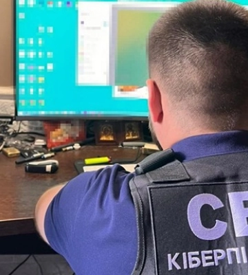 У Києві викрито нелегальний &quot;ЦНАП&quot;, який продавав фальшиві документи