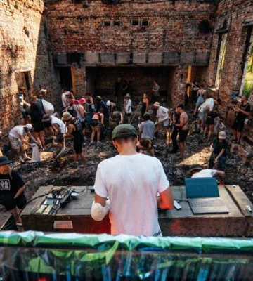 Розбирати завали під діджей-сети. Rave Toloka від Repair Together повертається: якими будуть нові заходи