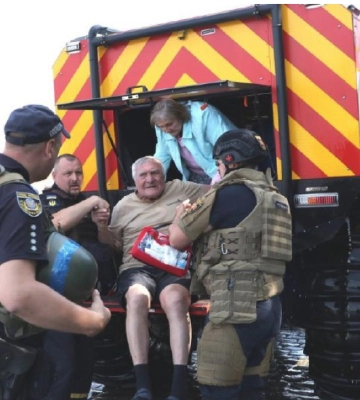 Підрив ГЕС: евакуйовано понад дві тисячі осіб