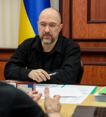 Перші виплати за програмою єВідновлення отримали жителі Київщини та Донеччини - Шмигаль