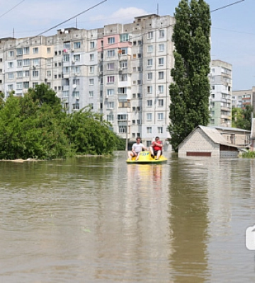 На затопленной Херсонщине за ночь снизился уровень воды: на сколько