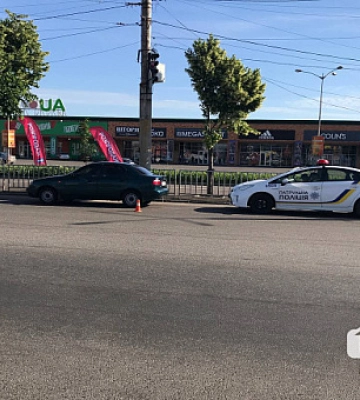 В Кривом Роге столкнулись две легковушки