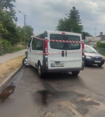 У Луцьку бус влетів у стовп і перекинувся, водій був п&amp;#039;яний
