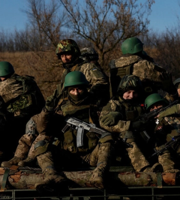 Вследствие разрушения Каховской ГЭС россияне отступают с позиций на юге – ISW