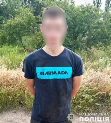 Завдали тяжких тілесних ушкодження чоловікові – у Миколаєві поліцейські затримали двох молодиків