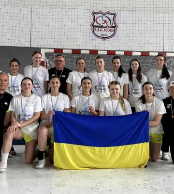 Закарпатські гандболістки стали переможцями міжнародного турніру