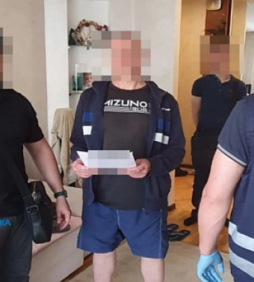 Растаможивали спирт как растворитель для красок: на Днепропетровщине разоблачили незаконную схему