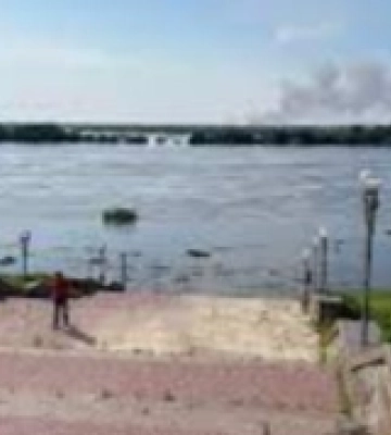 Окупанти обстрілюють Херсон – атакують узбережжя