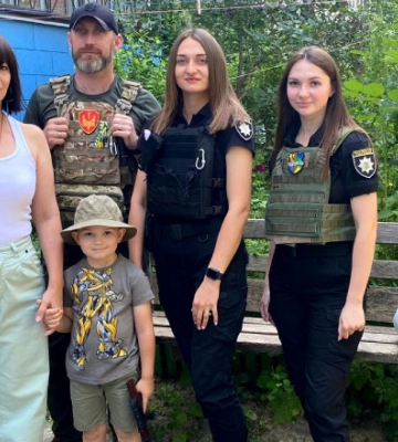 У Херсоні ювенали розвозять гуманітарну допомогу
