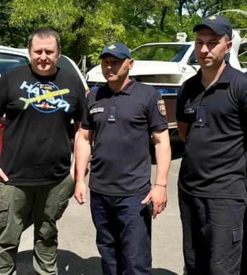 Філатов передав рятувальникам власне судно на повітряній подушці. Його використають для допомоги Херсону