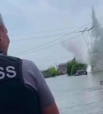 З&#039;явилось відео обстрілу Херсона під час евакуації