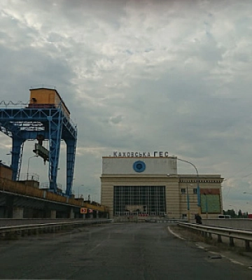 Російські війська підірвали Каховську ГЕС