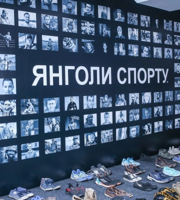 Фотовиставка «Янголи спорту» та шахрайка, яка «продавала» меблі на Полтавщині — головне за 9 червня