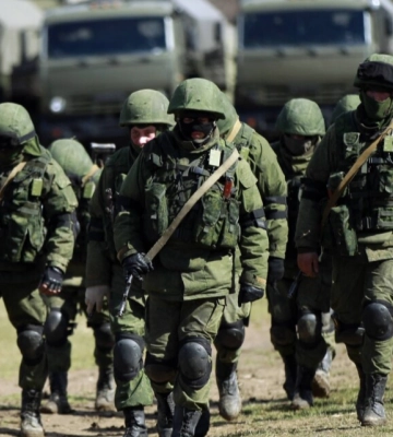Росіяни побігли з першої лінії оборони на Запоріжжі: з&amp;#039;явилося відео масової втечі окупантів