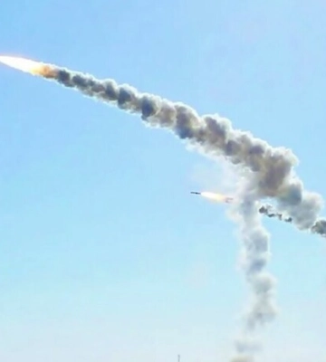 Сили ПВО знищили дві ракети і 20 Шахедів