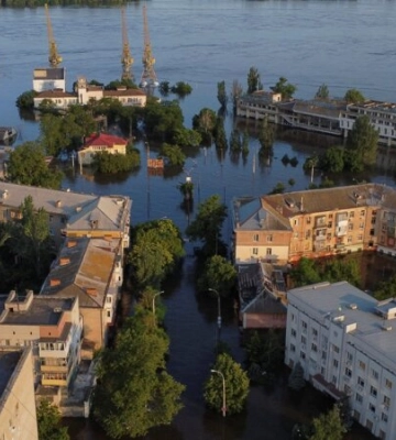 На Херсонщині продовжує спадати води, але сильні дощі можуть це уповільнити — ОВА