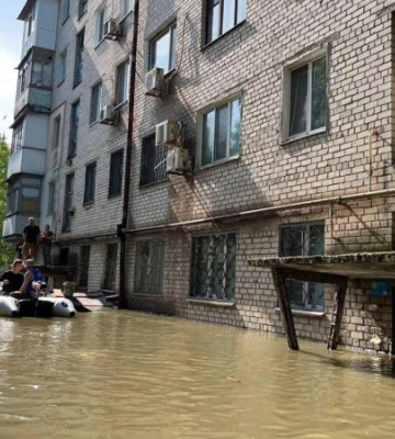 На Херсонщині продовжує спадати води, але сильні дощі можуть це уповільнити — ОВА