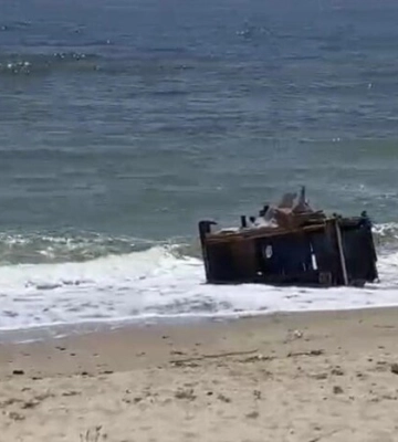 Наслідки підриву ГЕС: море перетворюється на сміттєзвалище і кладовище (фото, відео)