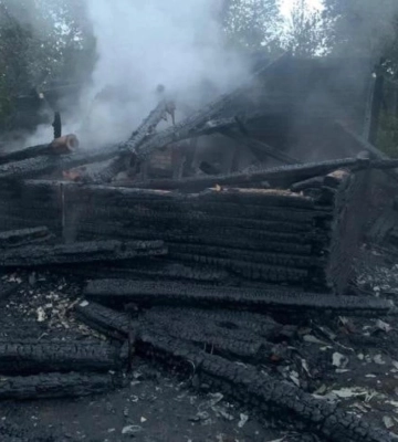 У селі на Рівненщині у будинку після гасіння пожежі знайшли тіло чоловіка