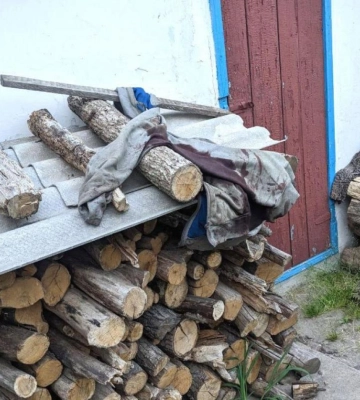 У Рівненському районі жінка двічі вдарила ножем у груди рідну матір
