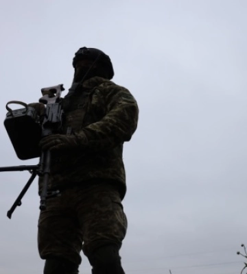 На Бахмутському напрямку прикордонники пострілом із гранатомета знешкодили групу росіян